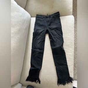 American Eagle frayed bottom cropped jeans